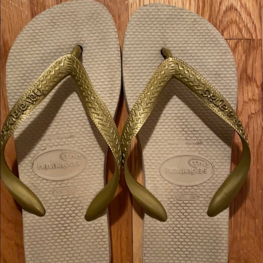 Flip flops - Picture 2 of 3